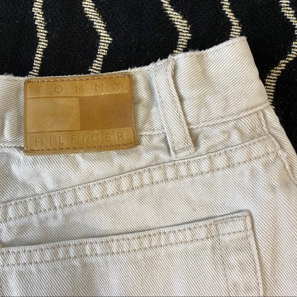 Tommy Hilfiger Denim Shorts - Picture 4 of 4